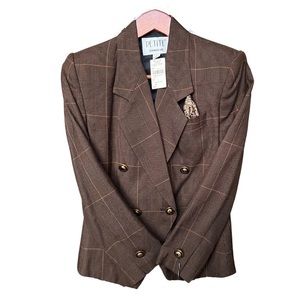 Petite Sophisticate New w/ Tag, Very Rare Blazer/ Jacket: Size 2